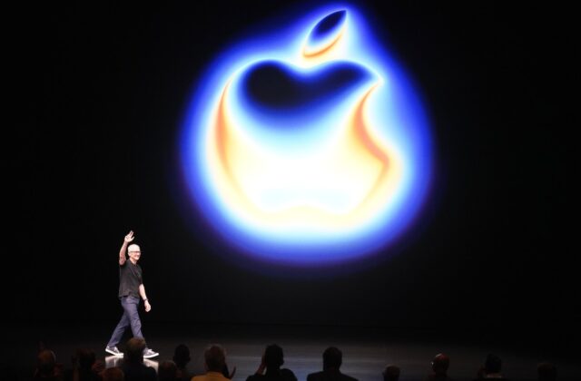 Apple proposes to take a 15% cut of purchases made outside the App Store